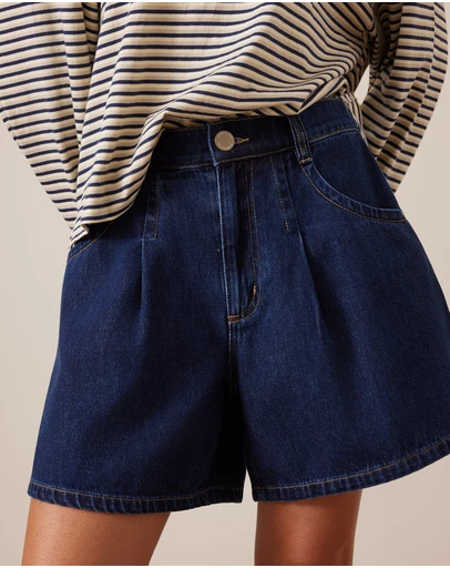 Ceres Life - Pearl Pleat Short