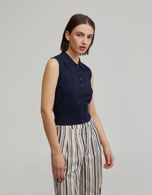 Oxford - Rae Polo Neck Buttoned Knit Top