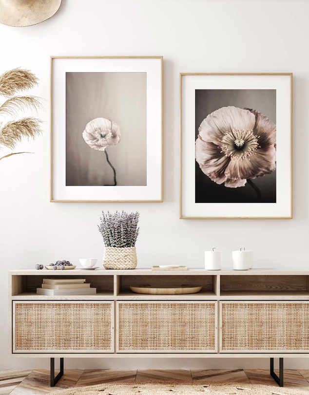 Olive et Oriel - Femme Fleur Art Print