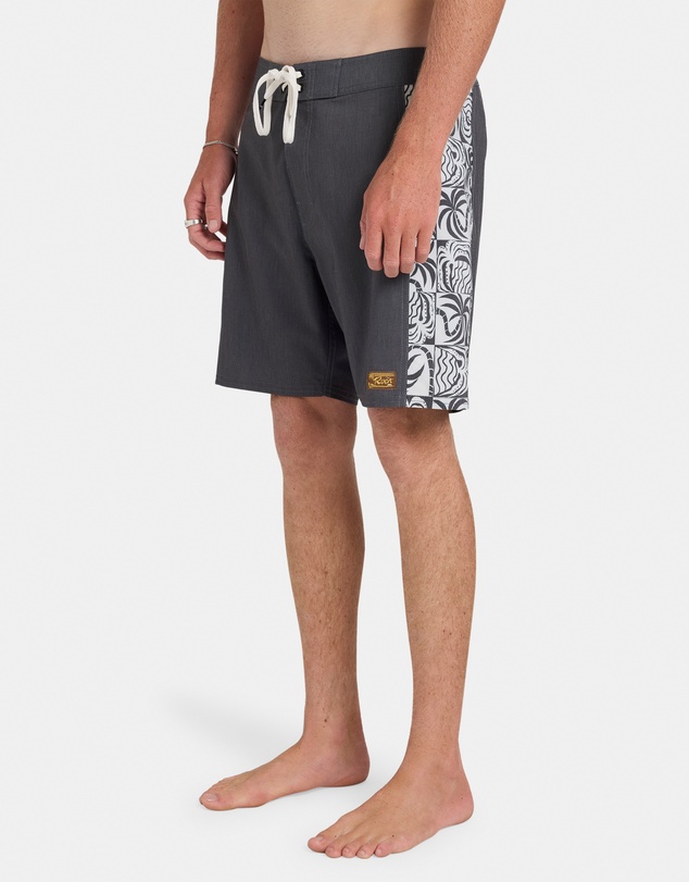 RVCA - Mens Exotica 17