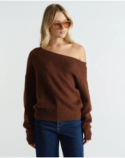 Decjuba - Abigail Tipped Shoulder Knit Jumper