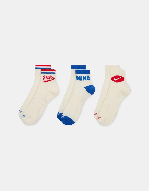 Nike - Nike Everyday Plus Ankle Socks (3 Pairs)