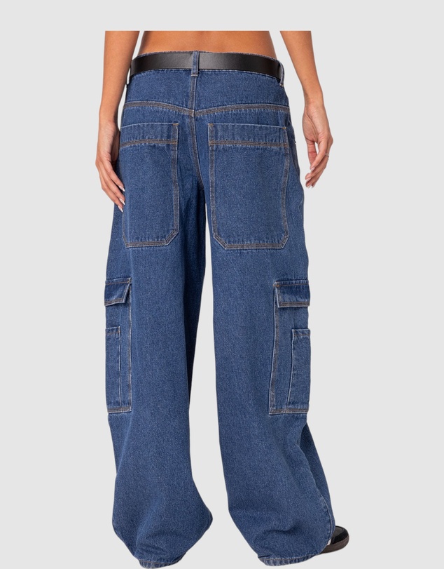 EDIKTED - Super Oversized Belted Boyfriend Jeans