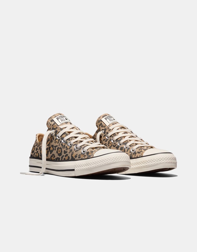 Converse - Chuck Taylor All Star - Women's