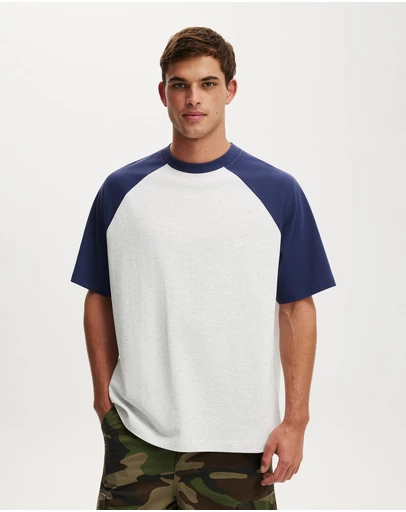 Cotton On - Box Fit T-Shirt