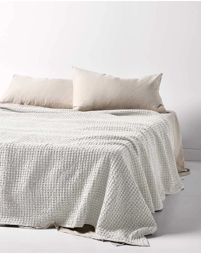 Aura Home - Waffle Bed Cover