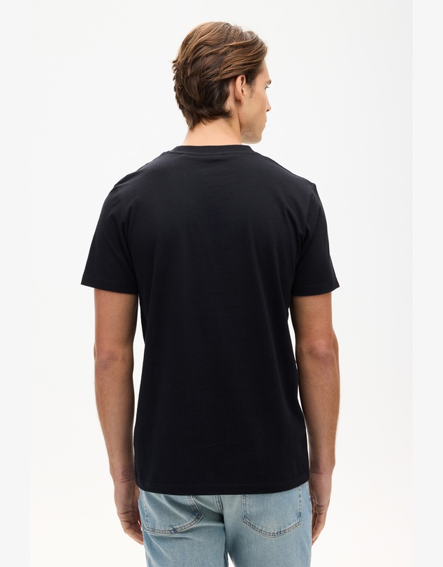 Superdry - Outdoors Graphic Tee