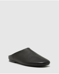 Nakedvice - The Josie Black Flat