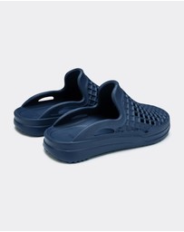 Lusso Cloud - Scenario Slides - Unisex