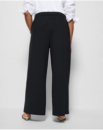 Commonry - The Draped Leg Crepe Trouser