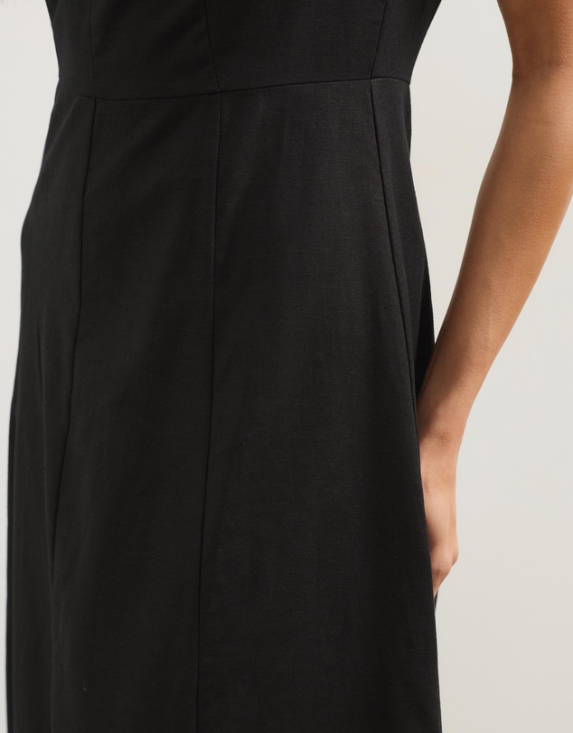 Atmos&Here - Lorry Keyhole Linen Blend Maxi Dress
