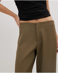 Dazie - Glow Up Low Rise Tailored Pants