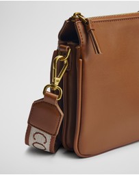Country Road - Tri Crossbody Bag