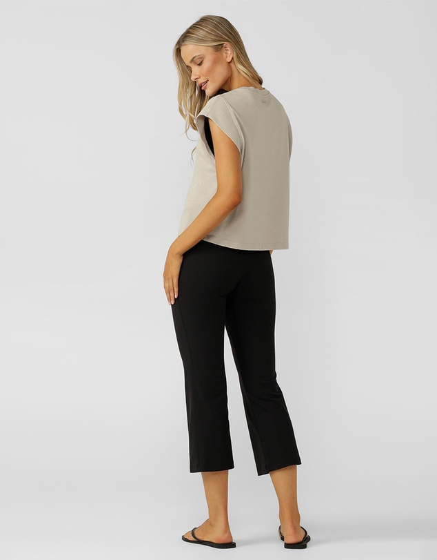 Lorna Jane - Irresistible Luxe Active Rib Cropped Yoga Pants