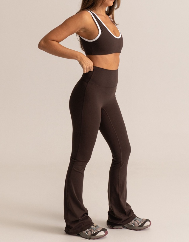 HyperLuxe The Label - Shape Flare Legging