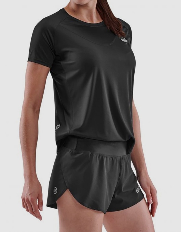 SKINS - SKINS Women's Series-3 Activewear Short Sleeve Top Black
