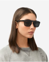 Hawkers Co - HAWKERS Lion - Polarized Black Dark Sunglasses for Men and Women