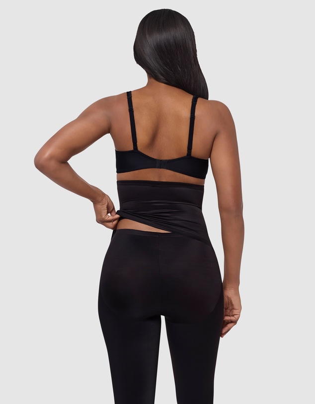 Miraclesuit Shapewear - Show Stopper Ultra High-Waist Capri Shapewear Leggings