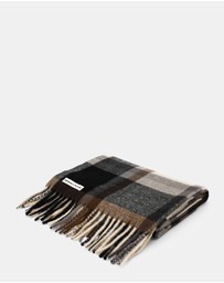 Morgan & Taylor - Hana Scarf in Black