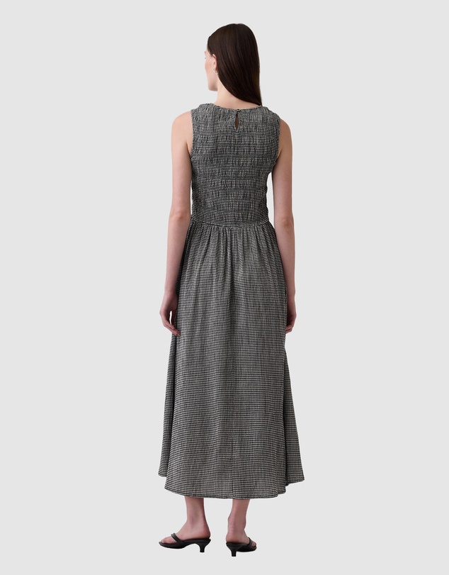 GAP - Sleeveless Dropwaist Seersucker Maxi Dress