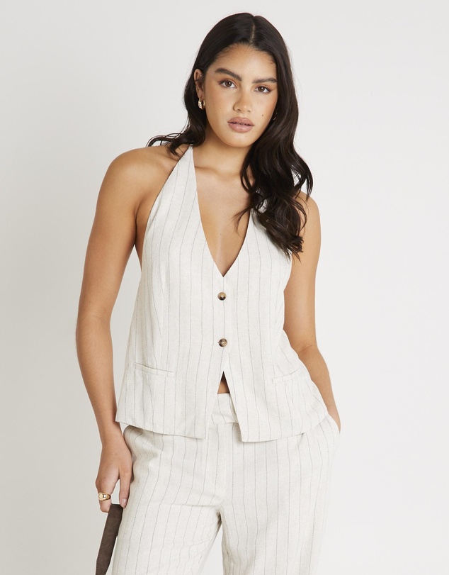 Subtitled - Peta Plunge Halter