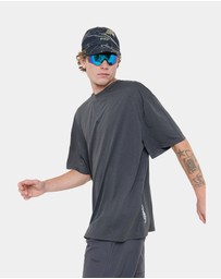 PYRA - Drive Oversized Tee