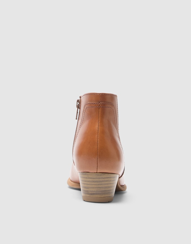 Wide Steps - Delmar