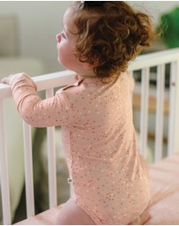 Kynd Baby - Comfy Bodysuit Long Sleeve in Pink Heart