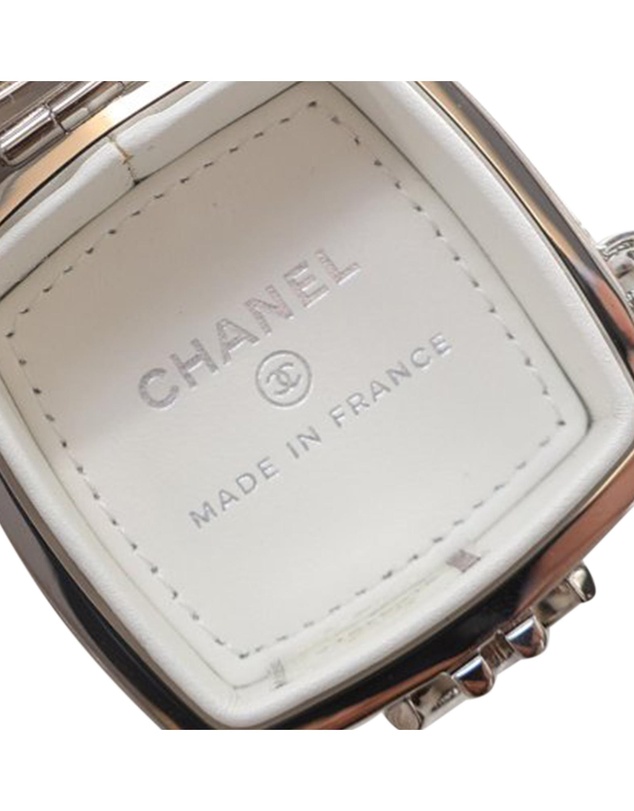 Pre-Loved by Azura Reborn - Pre-Loved chanel Compact Mirror Bag with Chain Shoulder Strap Stylish Accessory