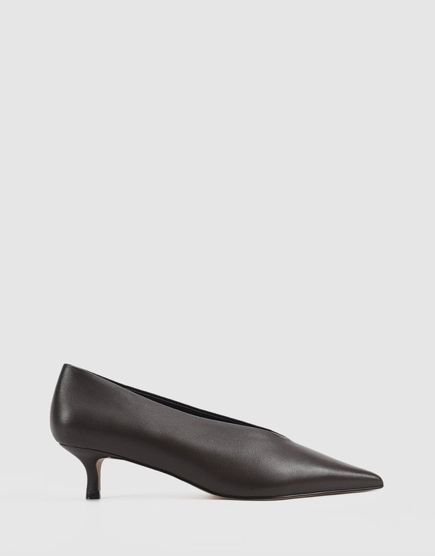 Siren - Flynn Point Toe Pumps