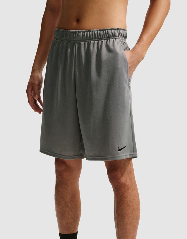 Nike - Nike Totality 9