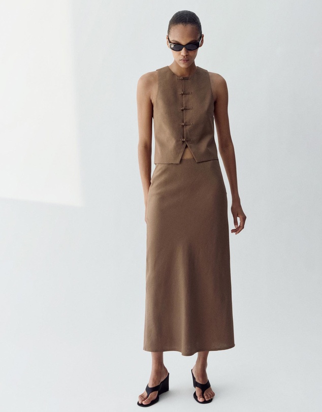 M.N.G - Linen Toggle Waistcoat