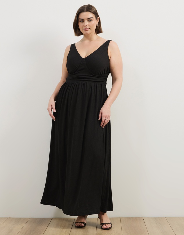 Atmos&Here Curvy - Lara V-Neck Ruched Side Maxi Dress