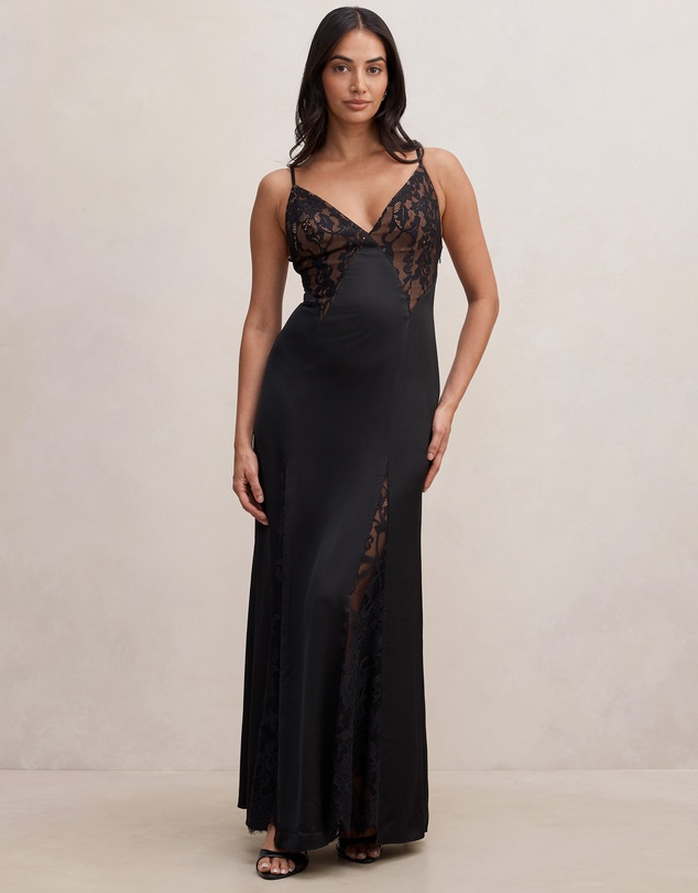 Forever New - Salome V Neck Lace Maxi Dress