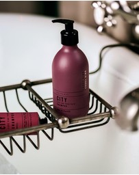 Larry King Haircare - City Life Shampoo Bottle