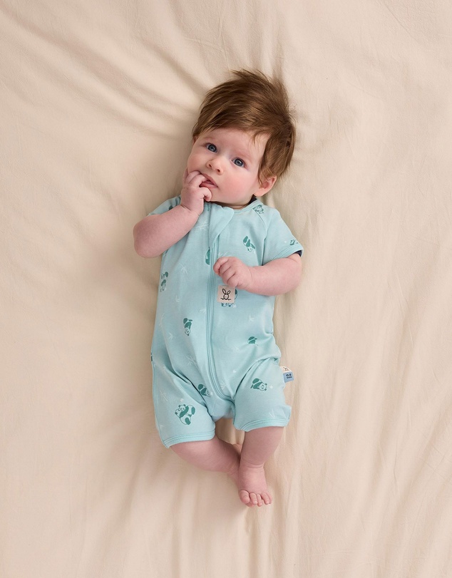 ergoPouch - Layers Short Sleeve 0.2 TOG - ICONIC EXCLUSIVE - Babies
