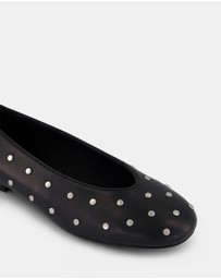 Miss Sofie - Soon Flats