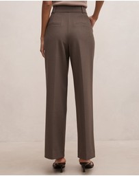Forever New Petite - Ada Petite Straight Leg Pants