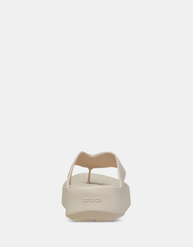 Crocs - Getaway Platform Flip - Women's