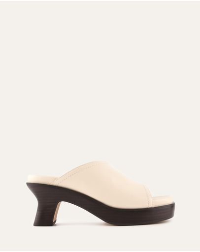VANILLA LEATHER