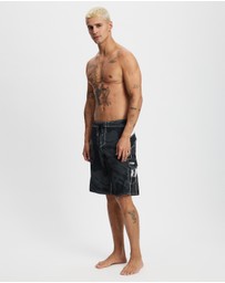 Former - Distort Tracer 20.5' Trunks