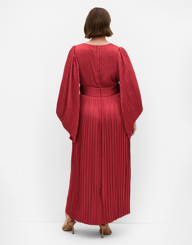 City Chic - Carmina Pleat Maxi Dress - currant