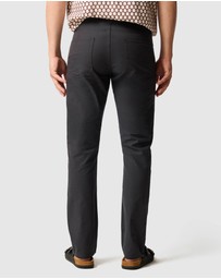 Rodd & Gunn - Gunn Straight Fit Jean Regular Leg