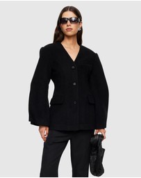 Lioness - Heart Shaped Coat