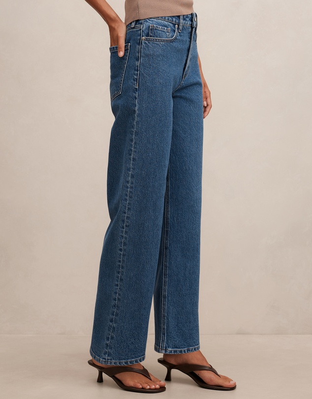 Forever New - Nicki Mid Rise Straight Jeans