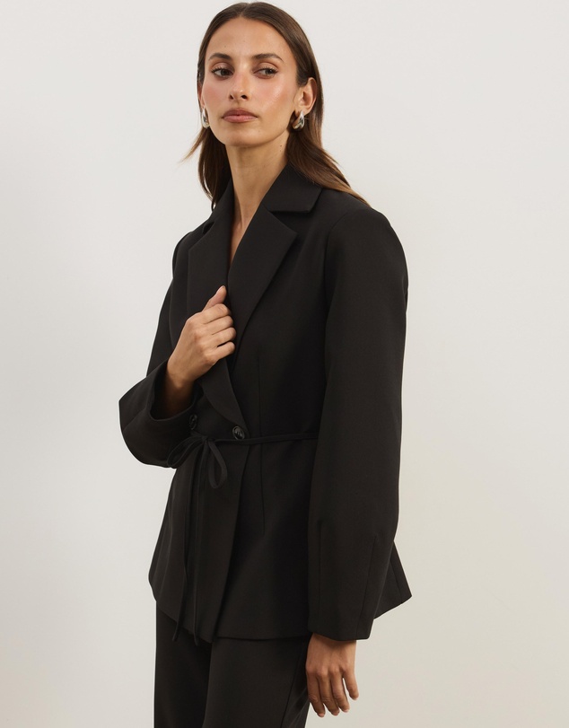 Atmos&Here - Saphira Tailored Blazer