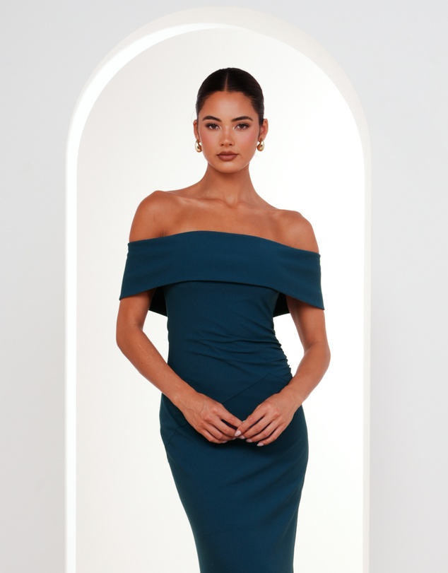 Pilgrim - Barina Off Shoulder Gown