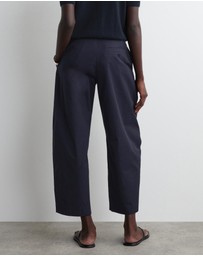 COS - Pleated Barrel Leg Chinos