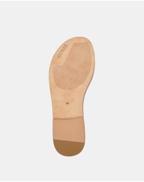 GUESS - Graysie Flat Sandals