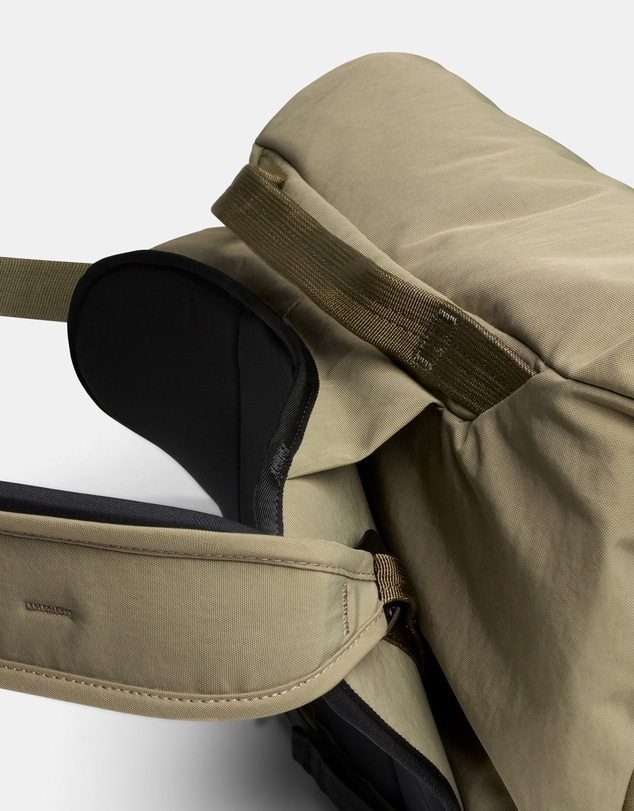 Bellroy - Venture Messenger 16